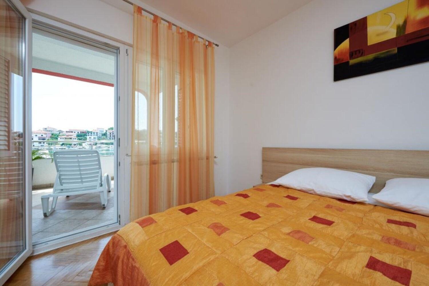 Apartments Mare - 30 M From Pebble Beach Seget Vranjica Exterior photo
