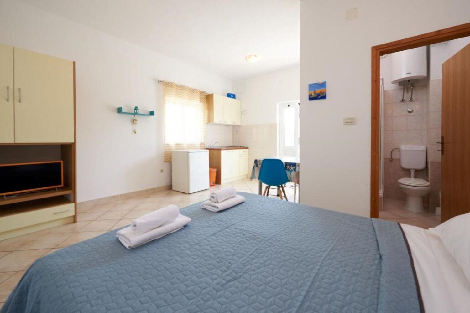 Apartments Mare - 30 M From Pebble Beach Seget Vranjica Exterior photo
