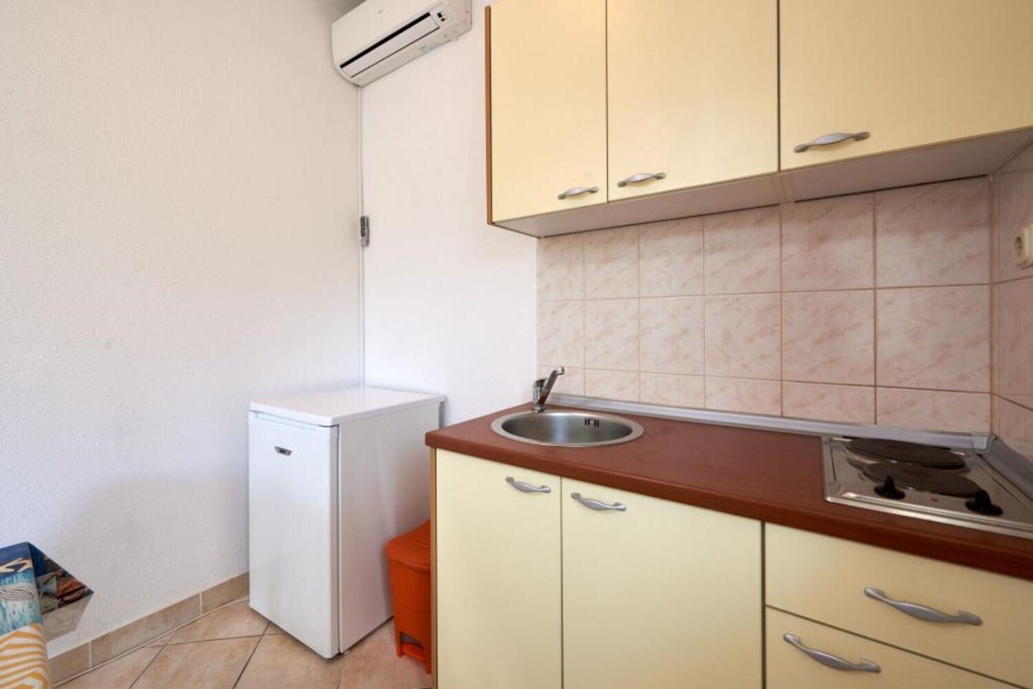 Apartments Mare - 30 M From Pebble Beach Seget Vranjica Exterior photo
